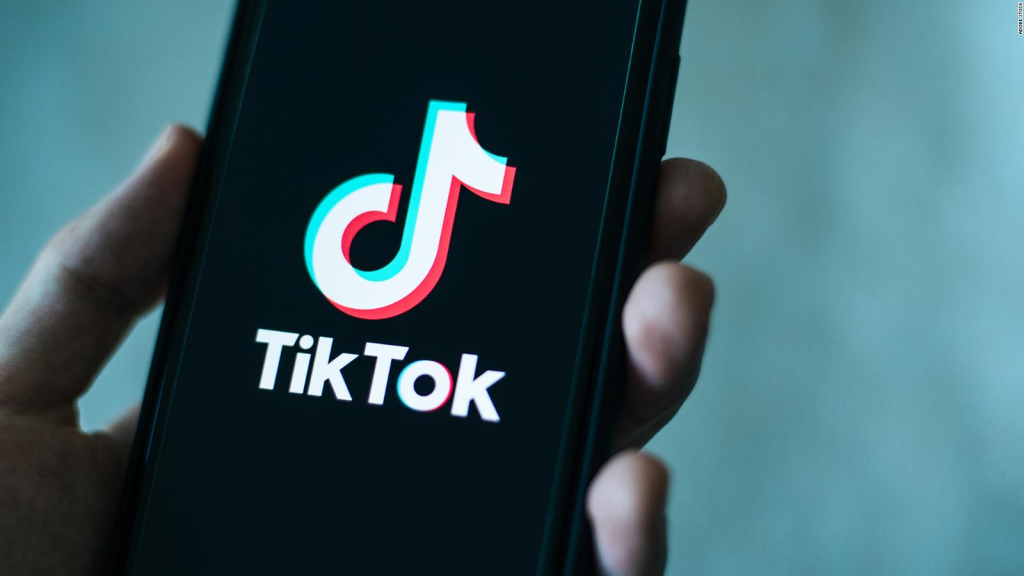TikTok ¿Por qué EU prohíbe a los empleados públicos usarla?